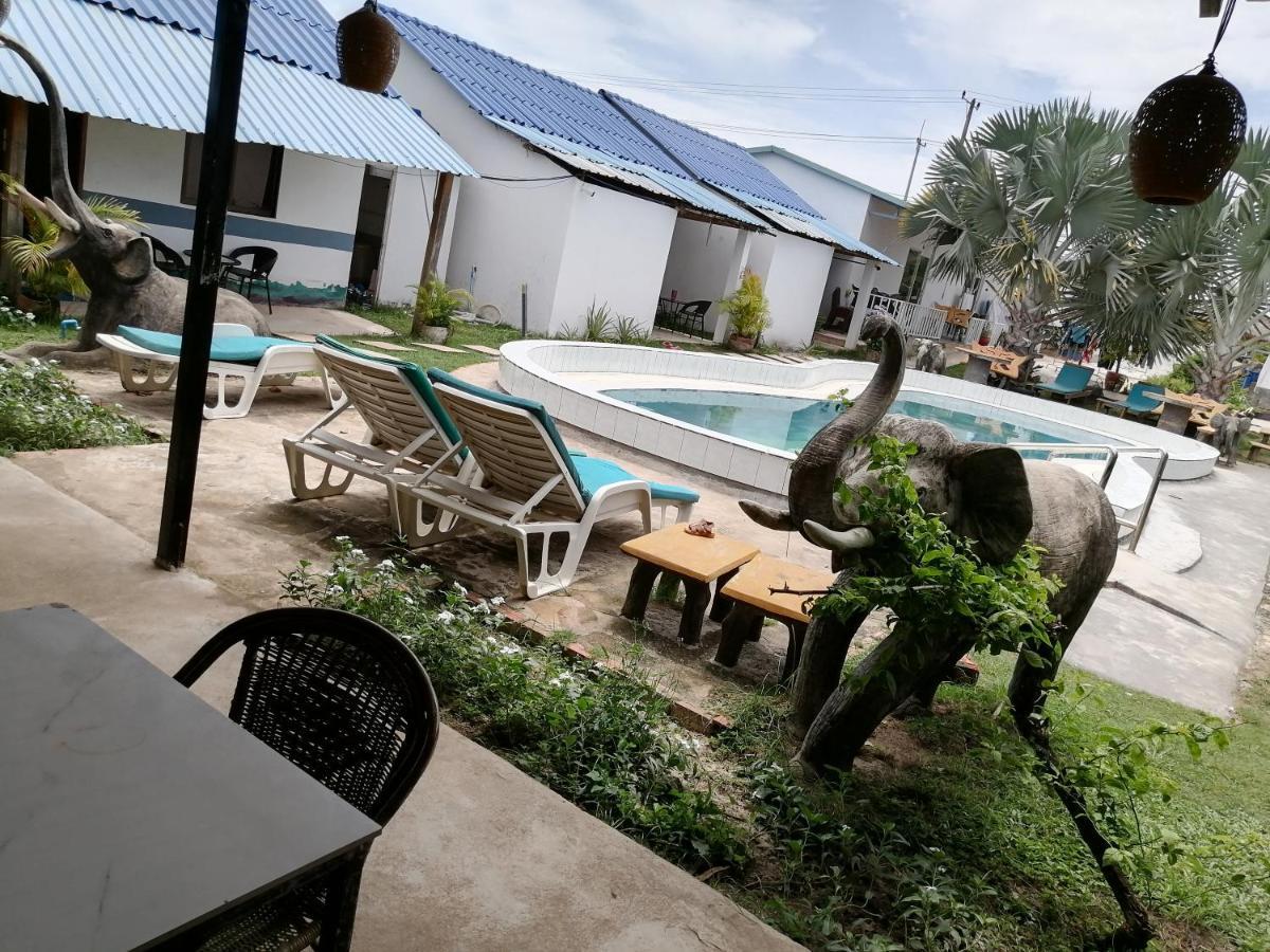 Pat Pat Guesthouse สีหนุวิลล์ ภายนอก รูปภาพ